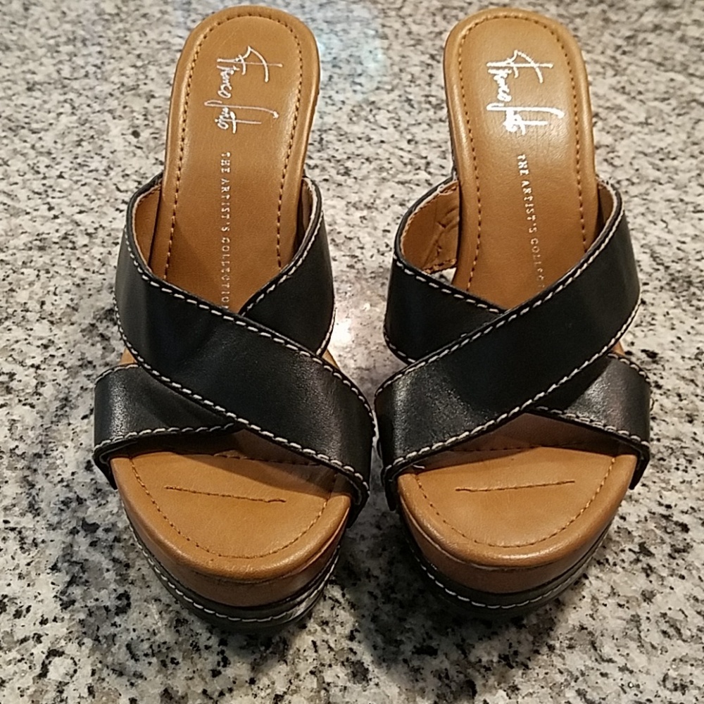 Dress sandals